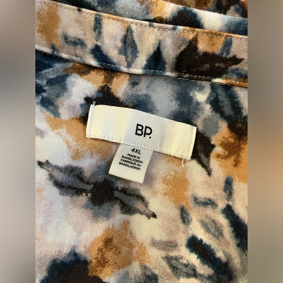 BP tie dye short sleeve button down, 100% viscose, soft and breathable - Picture 5 of 6